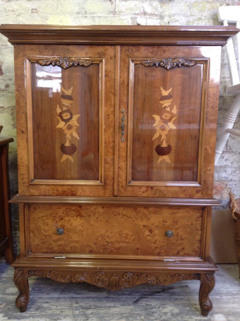 restorationloft's tweet photo. Great transformation using Autentico Vintage chalk paint #Autentico#ChalkPaint http://t.co/JwRaRAWT3C