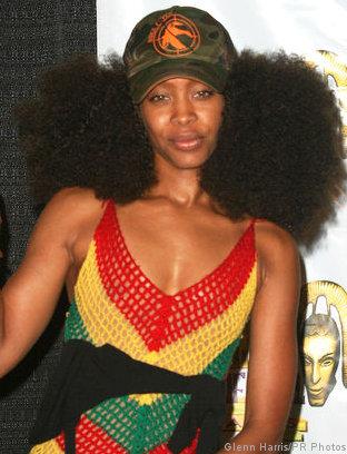 Happy birthday to this beautiful black queen aka erykah badu aka my third mother 