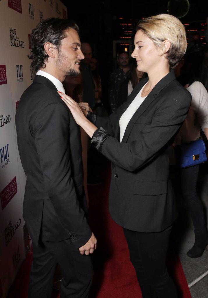 Happy Birthday to this man! Shiloh Fernandez! 