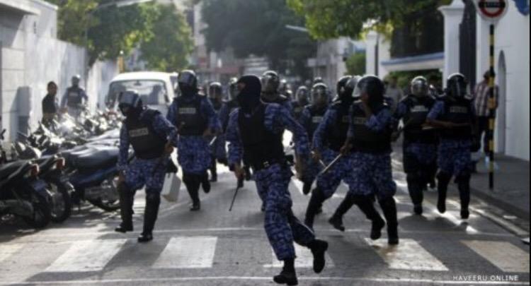 Orgatheri_raees's tweet photo. Gaumah gahdhaaruva komme meehakaai dhekolah Hathiyaaru ge beynun hifan jehunas ekan kurakah fasnujeheynan 100% http://t.co/fBqsvcXsMB