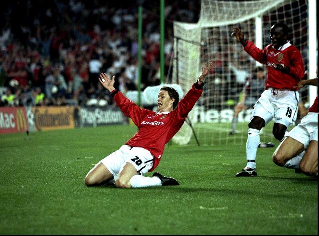 Happy 42nd birthday to United legend Ole Gunnar Solskjaer !!   