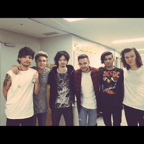 1d Street Team My One Direction With Dj Yamato Their Opening Act At Otra Tour Kyocera Dome Osaka Backstage Http T Co Qj1w9mffsm Twitter