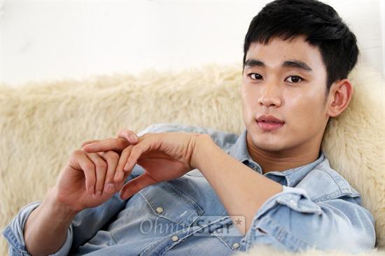 B-xDvKNUMAERvCL.jpg:large