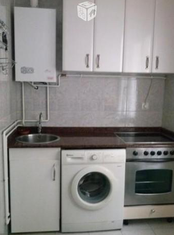 InmoVargas's tweet photo. piso en Tres de Noviembre, 60 m2, 2 habitaciones, salón, cocina, baño, amueblado, 430 euros comunidad incluida. http://t.co/a2KiWtVfuq