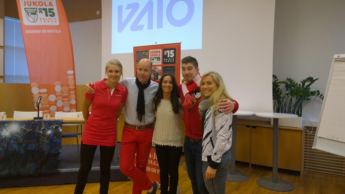 Tsädääm! Nyt se on julki. Tästä päivästä lähtien <a href="/Jukolatiimi/">Jukolatiimi</a>:n matkaa seurataan kohti Louna-Jukolaa! #jukolatiimi