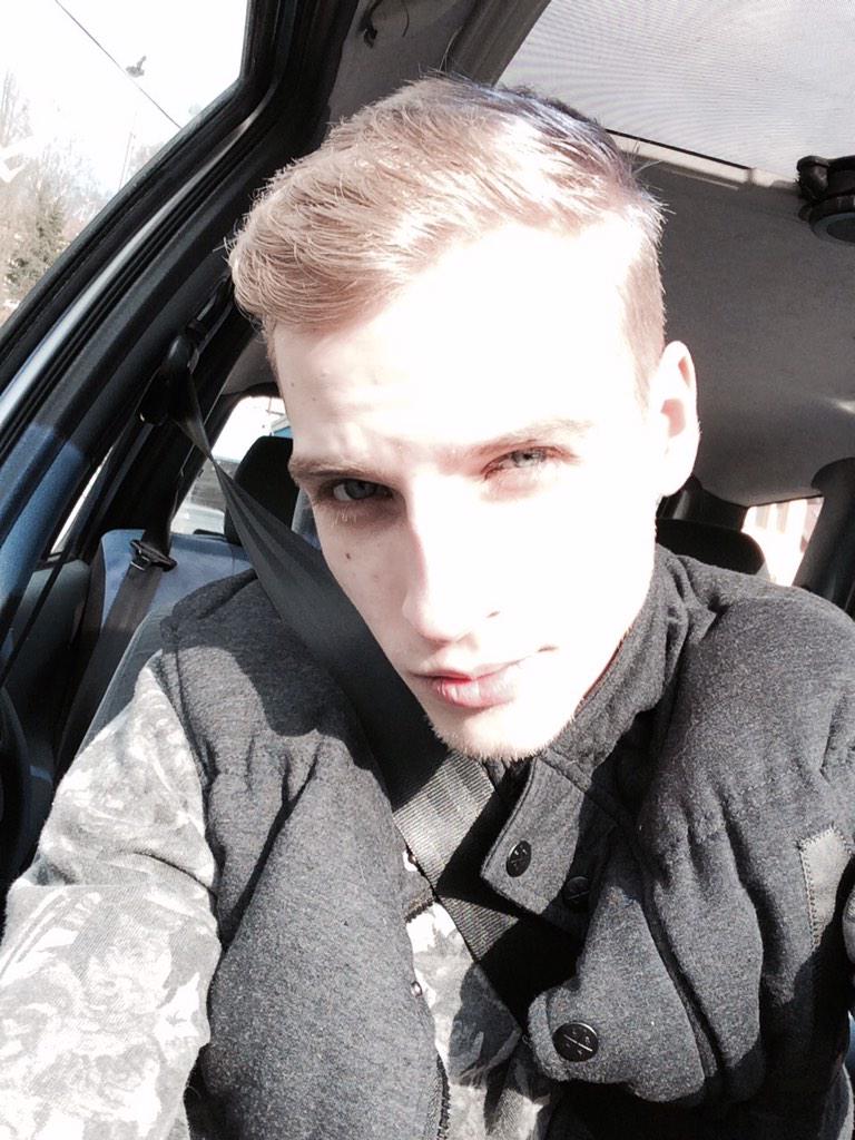 Erik Franke on Twitter "New hairstyle 😳 http//t.co/nwLSHBy97c" / Twitter