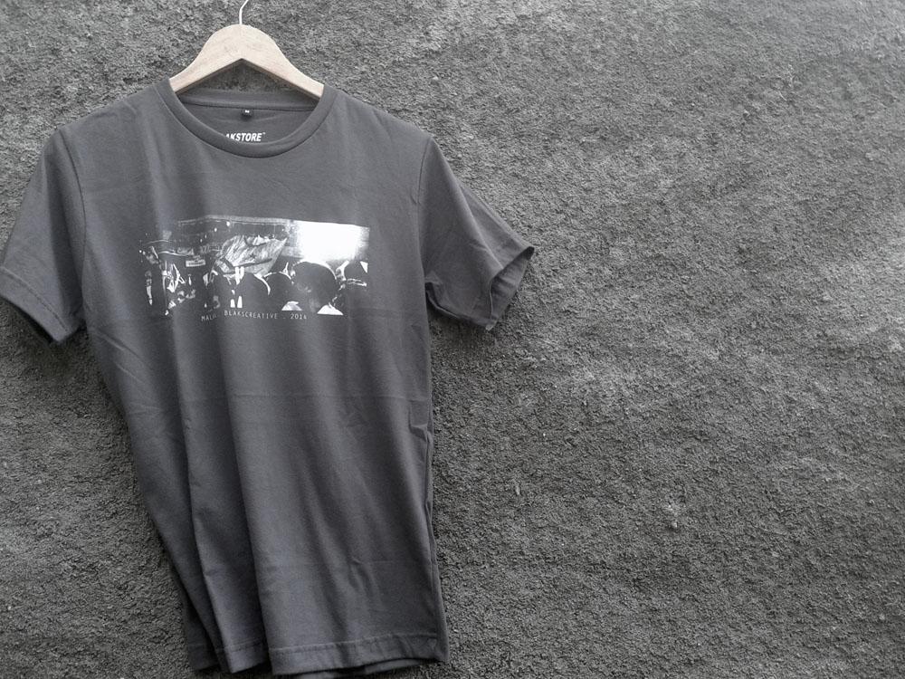Woh! RT <a href="/BlaksCreative/">BLΛKS Creative</a>: Wih! RT @Rafi_JK: #NoK3NoParty nih RT @BLAKANIST: Masih ingat dengan gambar didalam kaos ini?