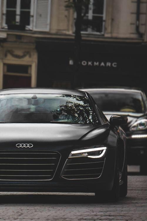 PosBadAudi's tweet image. Rt if you want this Audi R8 Black matte ⚫️😳
