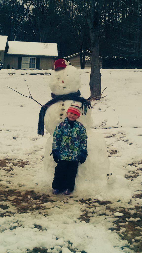 Colby1421's tweet photo. Ellis with THE SNOWMAN!  @DavisPreK http://t.co/KZmJIElS11