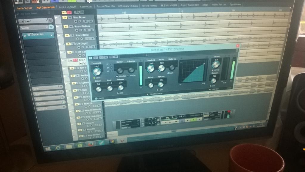 Interstate_Scot's tweet image. Final bit of mixing on our latest track underway!