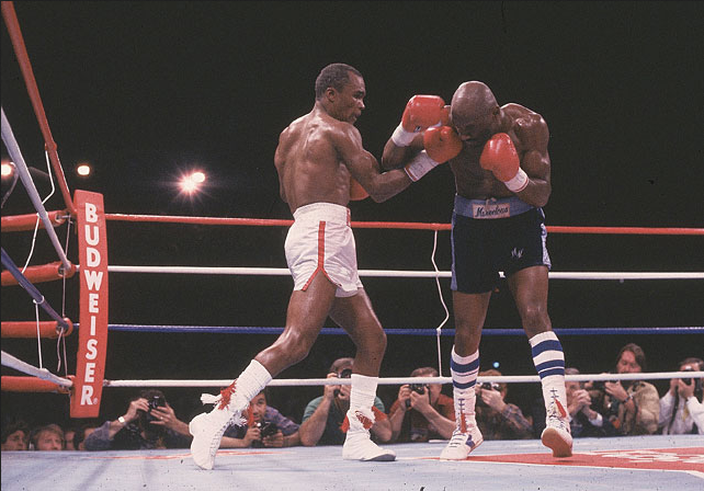 fairplalsports's tweet photo. #SugarLeonard 36–3–1(25 KO)
#MarvinHagler 62–3–2 (52 KO) http://t.co/rwOE4bSgDS