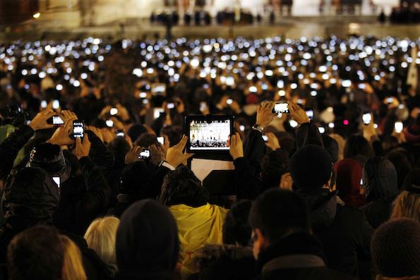 cjconlineca's tweet photo. Vol 40, No 1: Visible/Invisible: Religion, Media, and the Public Sphere is now online: http://t.co/xR8K9IGgb5 http://t.co/agqf1RphMv