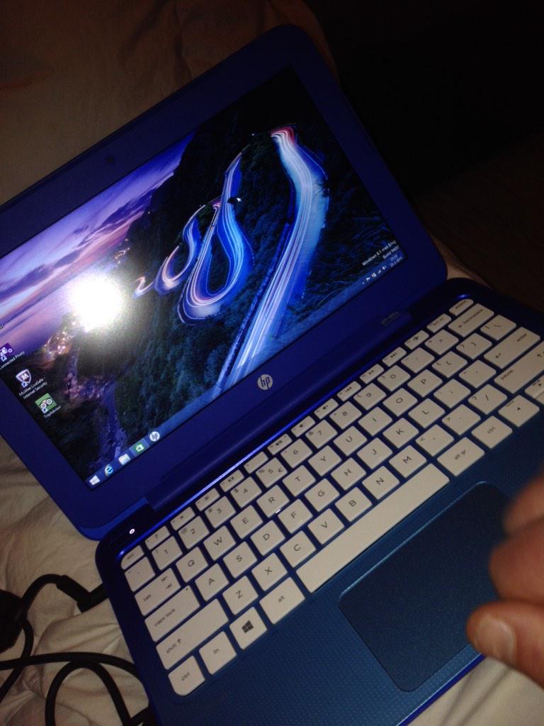 kusjexjana's tweet image. #hpstream11  #fijnelaptop #