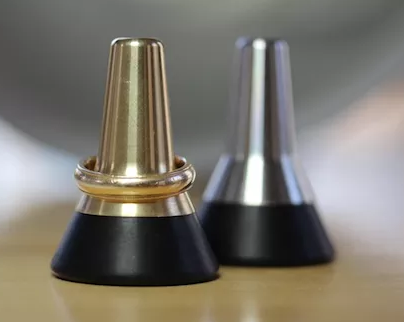 JCKMagazine's tweet photo. Now on Kickstarter, a new place to store your ring: http://t.co/EA7JtxzAR3 http://t.co/8CWMGjZliU