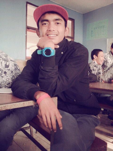 dasep_1933's tweet photo. Kece nya. Hahahaha http://t.co/7MYQuYOvDp