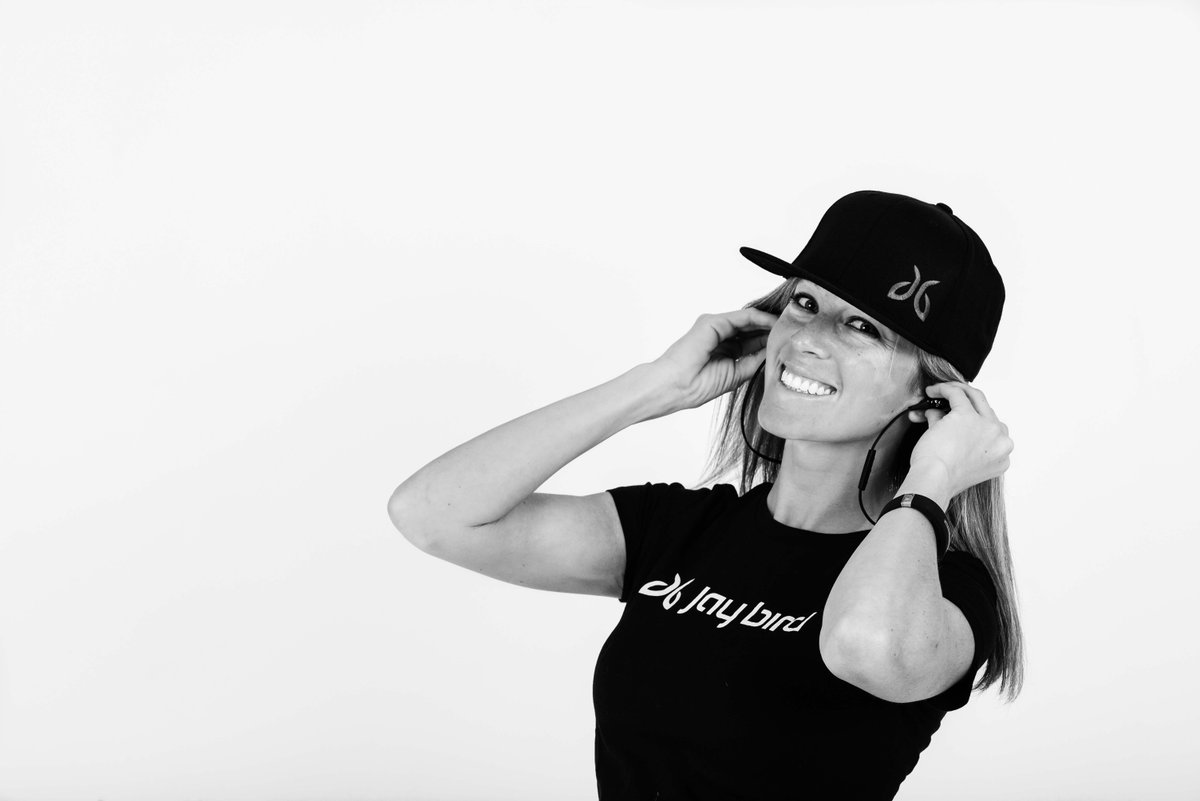 We love our <a href="/MavMulti/">Maverick Multisport</a> athletes! PC // @LeslieSmithTri jammin out with her wireless BlueBuds X. #PowerYourPassion