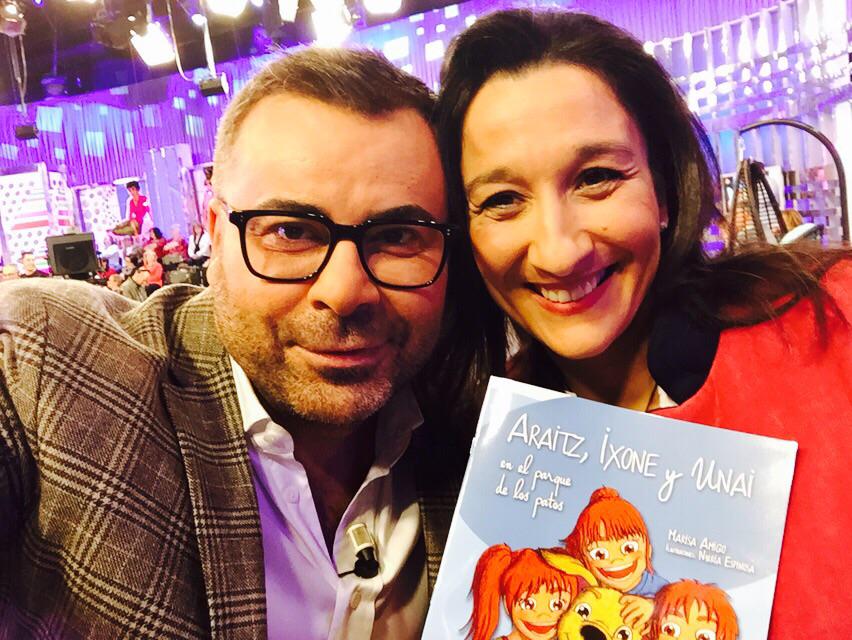 jjaviervazquez's tweet photo. Un libro, 5€ y un sueño: la vida de niños que sufren esta terrible enfermedad #StopSanFilippo http://t.co/wgCblA0WTZ http://t.co/CRvP1426Lx