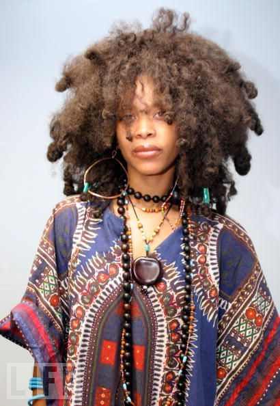 Happy 44th birthday to Dallas finest, the queen, erykah badu aka . still bad as ever. I you! 