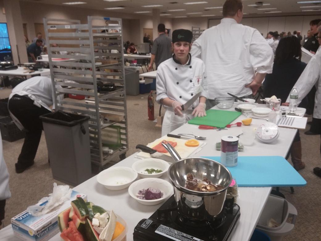 CLVFood's tweet photo. The Indus School ProStart team is ten minutes into the competition. #Mnprostart #syscomn http://t.co/78iH1N6W1l