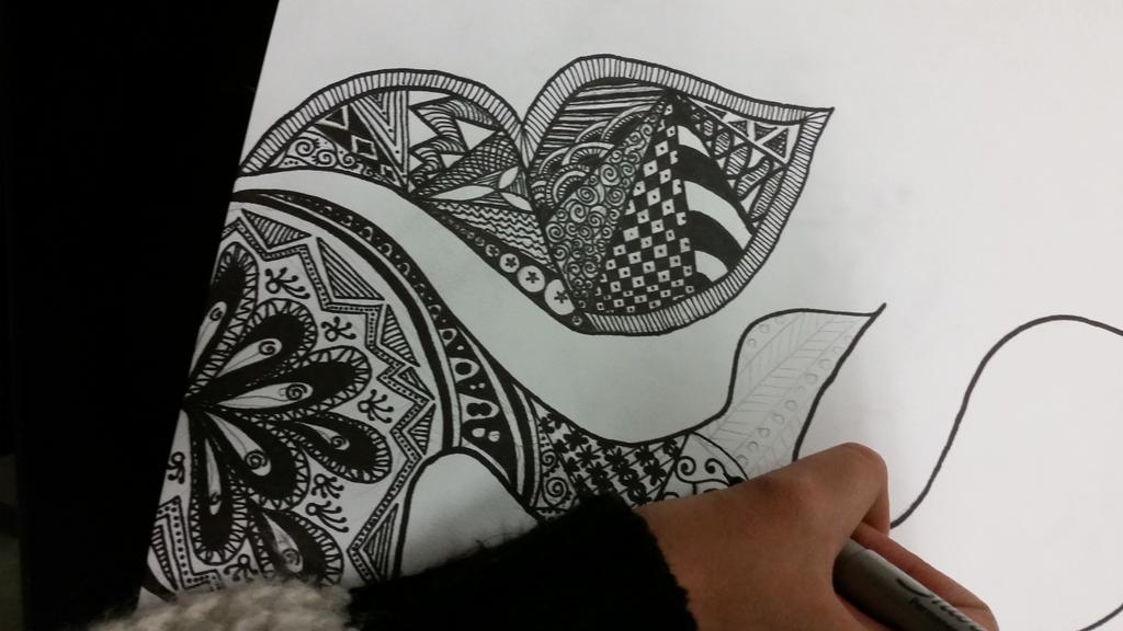 dercksstudio800's tweet image. Zentangles are growing in Drawing &amp;amp; Design @BD_GoldenBeaver @BDUSDSup  #Zentangle #bdhs