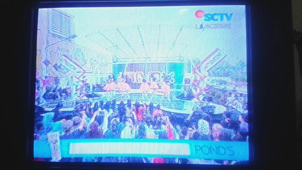 FamsSteffyours's tweet photo. Cherrybelle at InboxSCTV || #4TahunCherrybelleBerkarya #Chibi4Twibi http://t.co/jP1IFE2Cxu