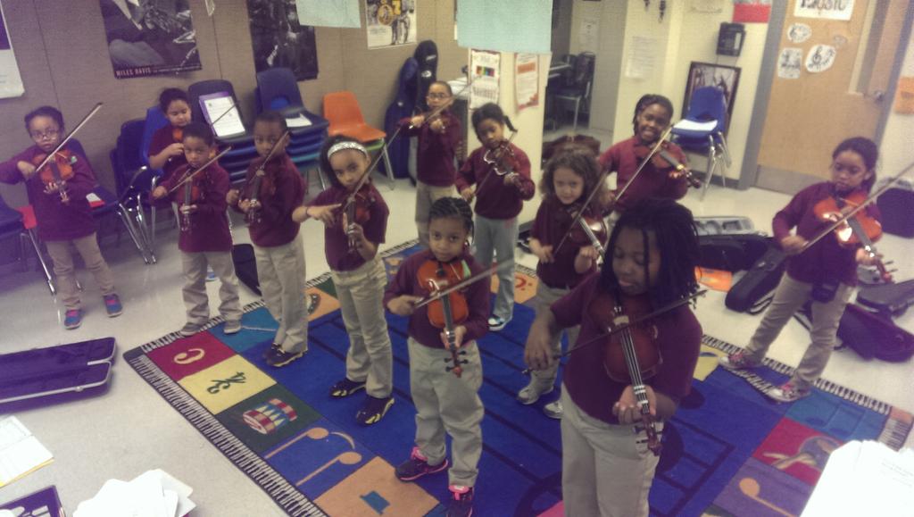 NACSorchestra's tweet photo. We love praticing! #2ndgradeviolin #oldmacdonald #lightlyrow http://t.co/pTKB6Qehe2