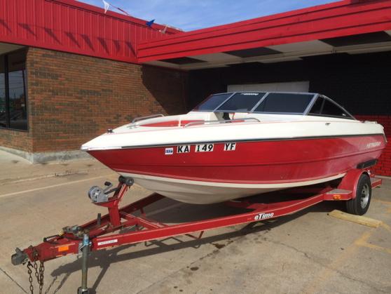 PrivacyTint's tweet image. Better get your boats ready for flip-flop weather!  Call today!