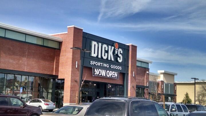 Major_Alarm_Inc's tweet image. Installing #firealarm system in a new #patelco location, across from our other job @DICKS