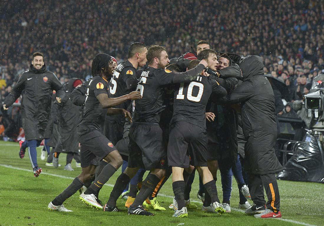 as-roma-feyenord-esultanza
