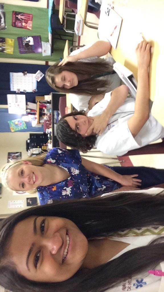 BastropHOSA's tweet photo. #DashWeek #BearPoints @maceymarie82 @patelkruti02 #BHSHosa http://t.co/uLTwSkU9lI
