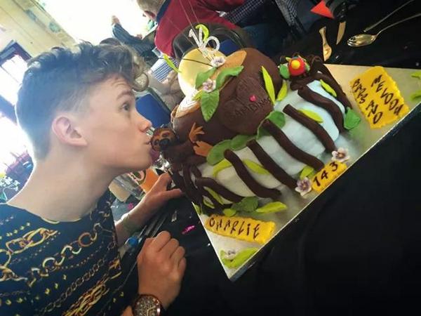 Charlies 16 th birthday and hes got an ace cake looks amazing x