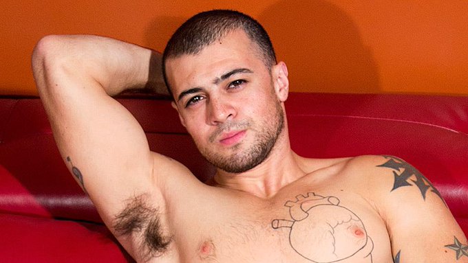 HUNK OF THE DAY: #JakeJammer @JakeJammer @gayporngossip @LukeAdamsXXX @C1RdotCOM Hot cene here http://t