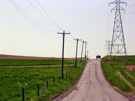 wiseaccess's tweet photo. M2M en apoyo a las empresas de distribución eléctrica rural.
http://t.co/8Gw3FpRyRP http://t.co/Q56WdZSfQz