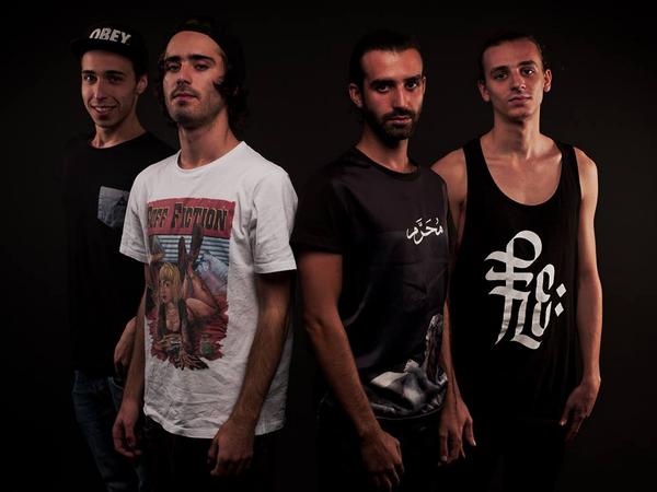 Let us introduce you to @simeonproducer <a href="/flechettetrap/">ƒlechette</a> &amp; <a href="/tomsize_/">Tomsize</a>'s project <a href="/delabassmusic/">DE LA BASS</a> runthetrap.com/2014/10/27/pre…