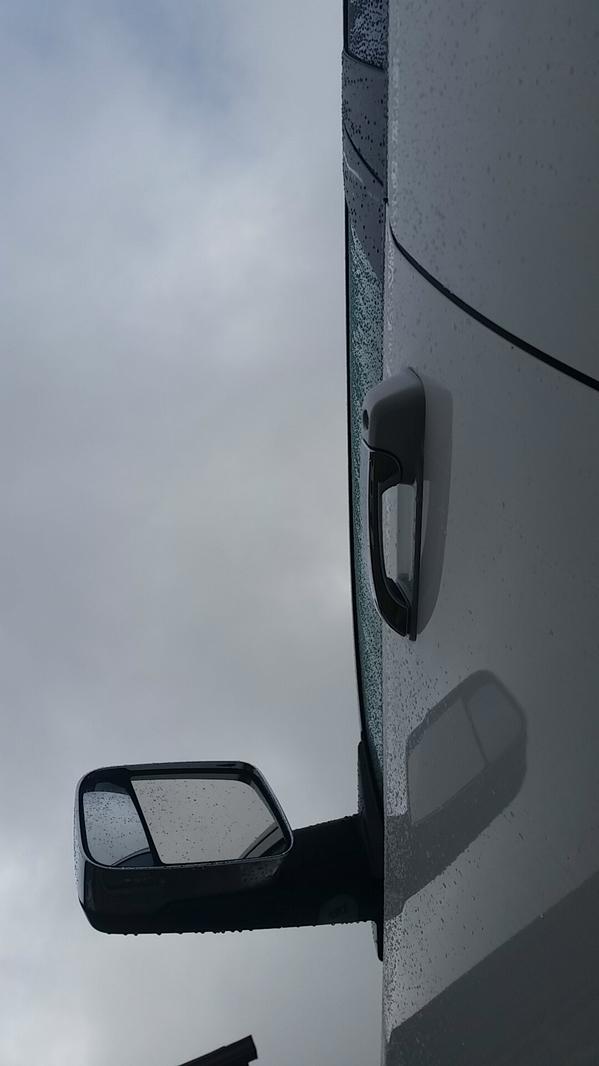 PapaMichaelLane's tweet photo. This is my view from the ground after my first slip of the year. #ouch http://t.co/XoaTNbSqUN