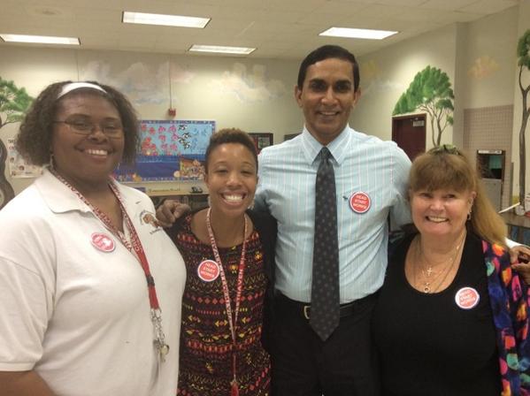 BCPSHdStrtVPK's tweet photo. Cresthaven Staff #HeadStartWorks @NatlHeadStart http://t.co/s1QXFhTVj6