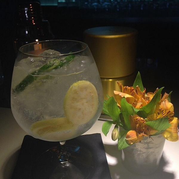 Citadelle_RD's tweet image. El hombre más peligroso es aquel que tiene miedo. ¡Feliz lunes!

#CitadelleGin #Citadell... ift.tt/1DlapY2