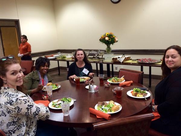 timi_winter's tweet photo. Another aspect of satisfying our hunger for learning! #danacenter #centralUlearns #yummylunch http://t.co/pRt46U52zW