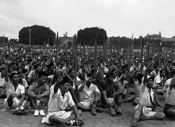 Setiap Jaman melahirkan generasi, setiap generasi melahirkan pemimpinya sendiri.Sejarah dunia adalah sejarah Pemuda!