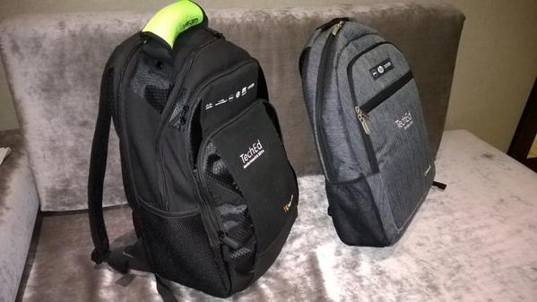 sidetnee's tweet image. #TEE14 bag vs #msteched bag euro bag very commute friendly, na one more travel friendly.