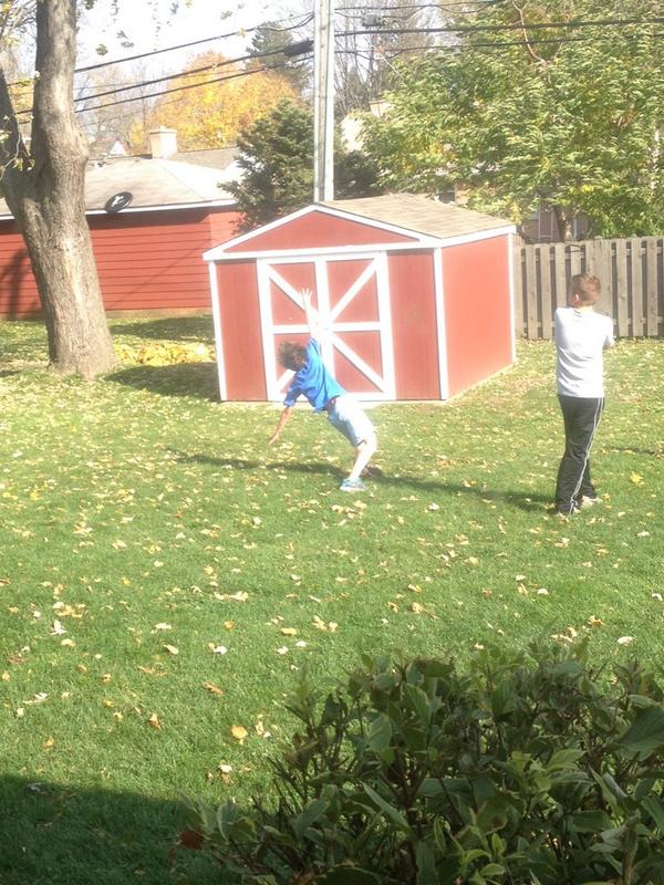 BYF_14's tweet photo. @KnightsFrisbee the season may be over. However the next generation is already playing "backyard frisbee" http://t.co/aDbrM4qGb7