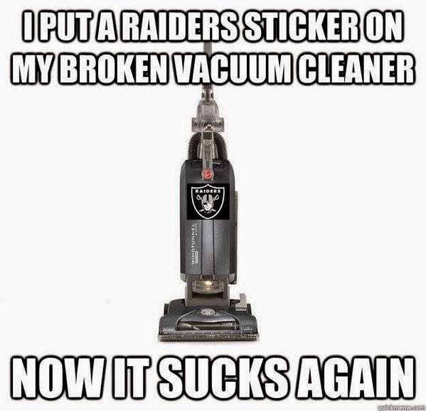 tapiture's tweet image. Everything you need to see from #NFLWeek8...meme style: blog.tapiture.com/the-internet-s…