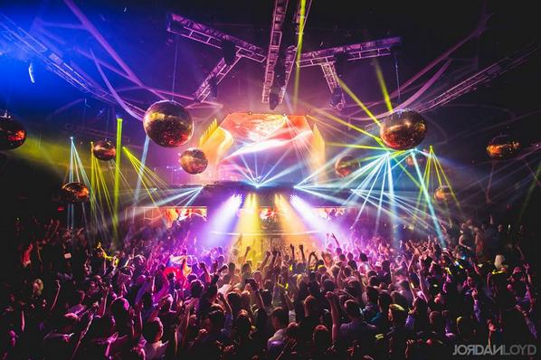 tiesto's tweet photo. Who's ready to party with me and my special guest @DJDannyAvila for Halloween at @HakkasanLV? http://t.co/p6EN6sgshs http://t.co/ryh0K9Rh8E