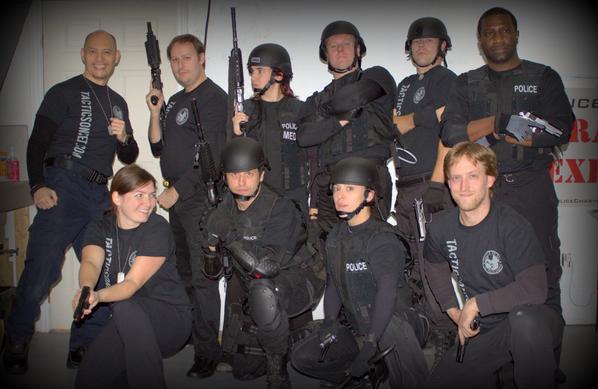 TacticsOnSet's tweet photo. @SijoGaryFoo Having fun for TV & Movie #ActiononSet w/ the guys like @kevinfightguy @fighteractress @RachelFlesher http://t.co/BZ9gOOHYCN
