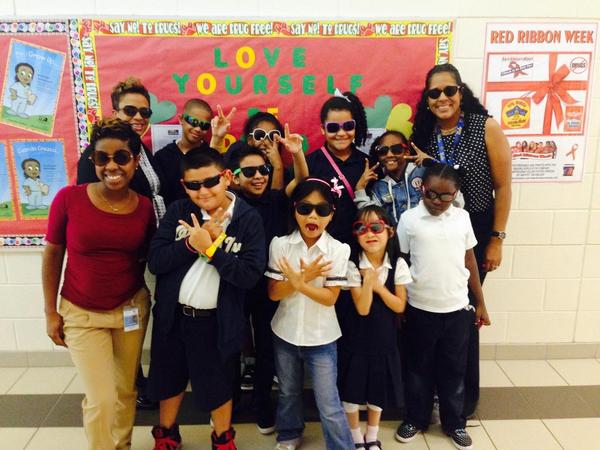 TjTangela's tweet photo. We are too cool to do Drugs Lewis Elementary #RedRibbonWeek http://t.co/6RhzrEIGU6