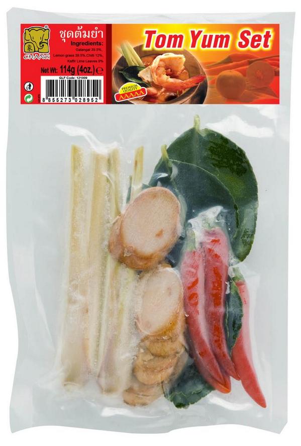 ASCOFOODS's tweet photo. NEW #Thai #Ingredients in stock #Yanang leaves #TomYum set and #Pandan leaves. Essential 4 truly authentic #Thai Food http://t.co/F3V9qu6jzl