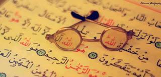 AydoqduAleyna's tweet photo. KEŞKE'siz YAŞAM İSTEYEN;

KURAN'ı okur, 
AMELE döker, 
TEBESSÜM eder.. http://t.co/OJ7pEhu8je