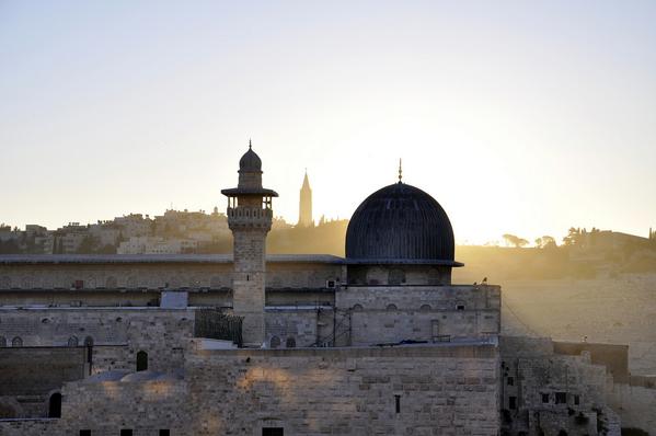 Кто построил аль акса. Мечеть Аль-Акса в Иерусалиме. Мечеть Алякса в Иерусалиме. Мечеть Аль Масджид Аль Акса. Палестина мечеть Аль Акса.