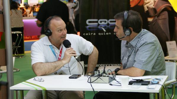municipiotemuco's tweet photo. Temuco presente en Feria Internacional de Turismo en Buenos Aires. Equipo municipal entrega información de la Región http://t.co/KcgiwMlJv1