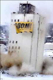 <a href="/People4Weiland/">Jeffrey Shannon</a> just had worst implosion in SD since the Zip Feed Mill demo in Sioux Falls #sdsen